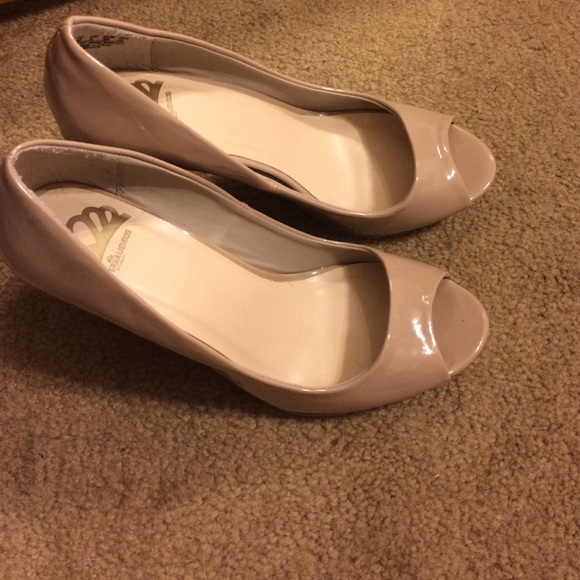 nude heels