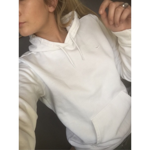 White NIKE hoodie