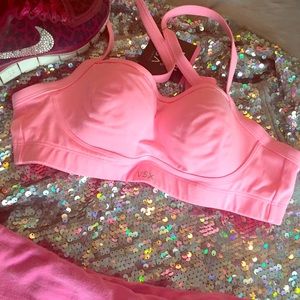 NWT Victoria's Secret Angel Sports Bra💪✨