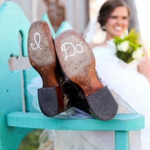 Meet your Posher, Chloe