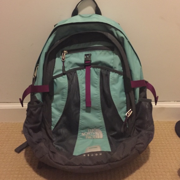 North face recon backpack