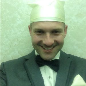 Meet your Posher, Derek