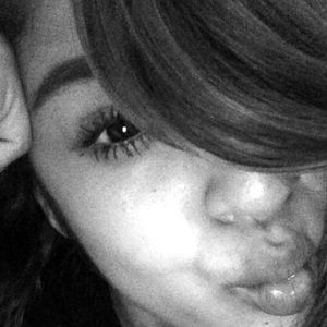 Meet your Posher, Rose