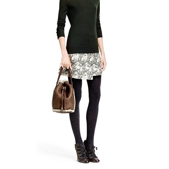 Shearling and suede bucket bag from fall 14 runway - Picture 4 of 4