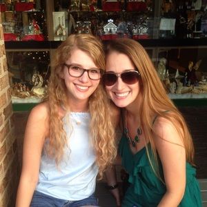 Meet your Posher, Lyndie