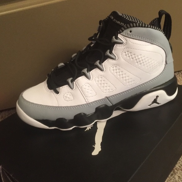 Air Jordan 9 Retro- worn once