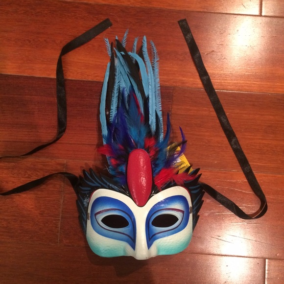 Cirque Du Soleil masquerade mask for New Years