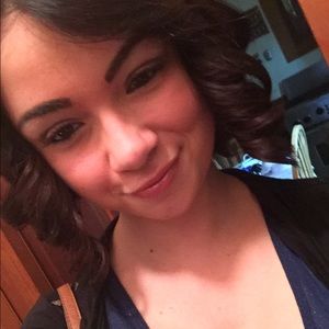 Meet your Posher, Karista