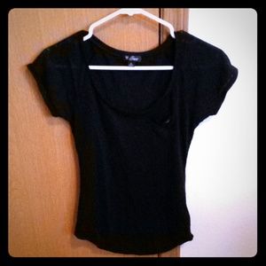 Black t shirt
