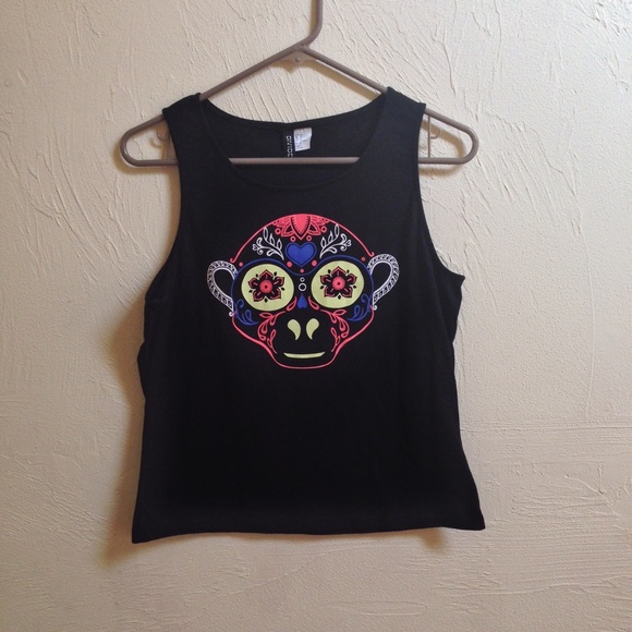 H&M Graphic Tank - Picture 1 of 3