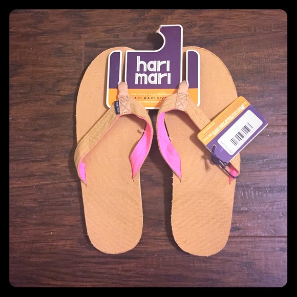 Sz 10 flip flops nwt