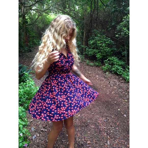 Forever 21 flowey mini dress
