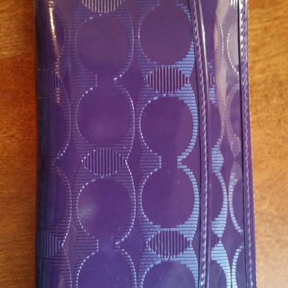 Coach Wallet - Picture 2 of 4