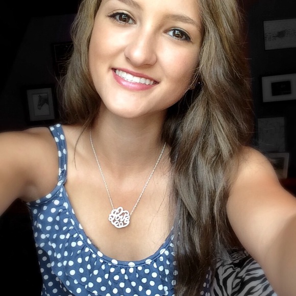 Meet your Posher, Brianna - Picture 1 of 1