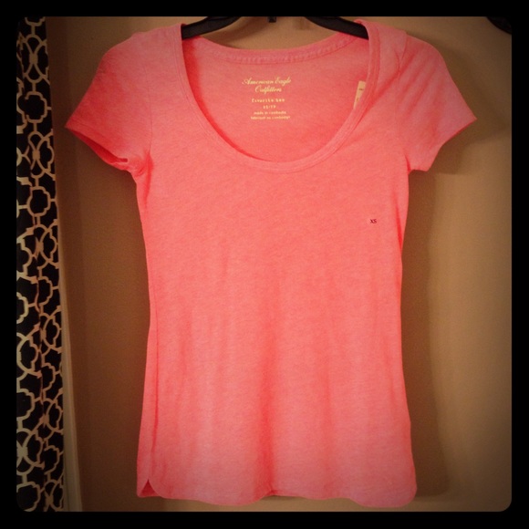 NWT-AE Favorite Tee pink/coral size XS