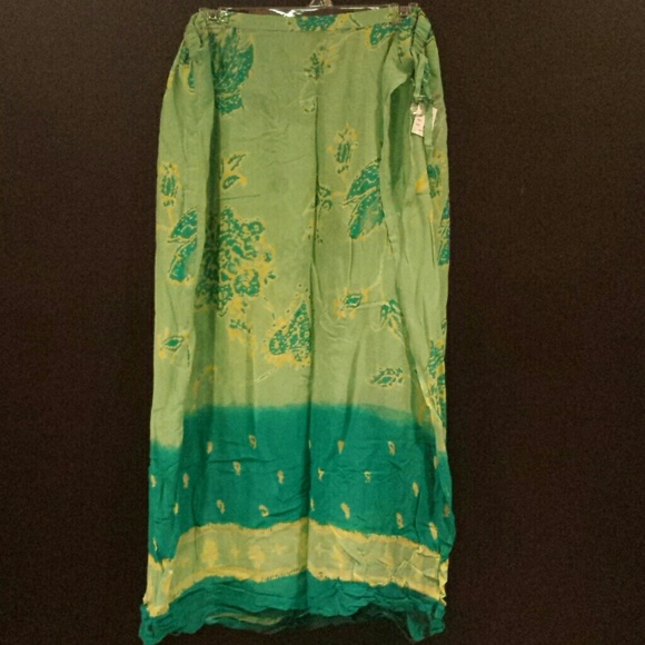 Avenue Multicolor Shirt Green Yellow Blue size 22