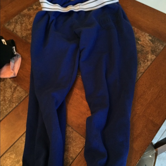 Reserved for TRADE.  VS Royal blue sweats!