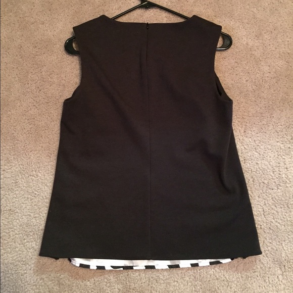 🚫BUNDLED!🚫 Gorgeous black/white square tank - Picture 3 of 4