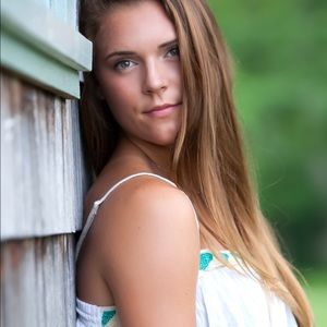 Meet your Posher, Julia