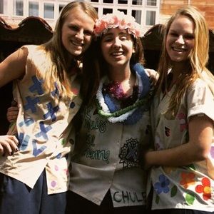 Meet your Posher, Estefania