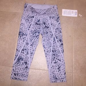 Lululemon pedal pace crop