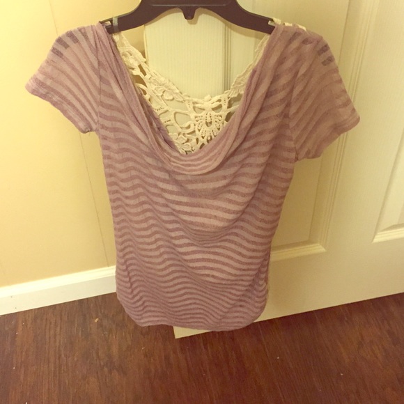 Slightly worn cute shirt! Still in great shape