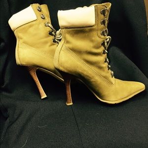 Green Ankle boots lace up