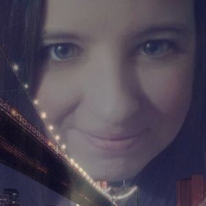 Meet your Posher, Carrie