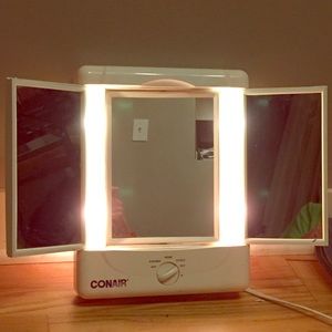 Conair Illumina 3 Panel Lighted Makeup Mirror