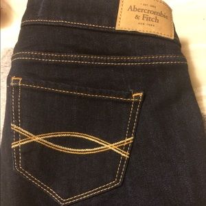 BRAND NEW Abercrombie and Fitch jeans!