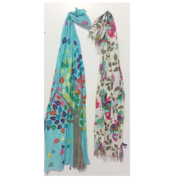 GAP Scarves - Picture 3 of 3