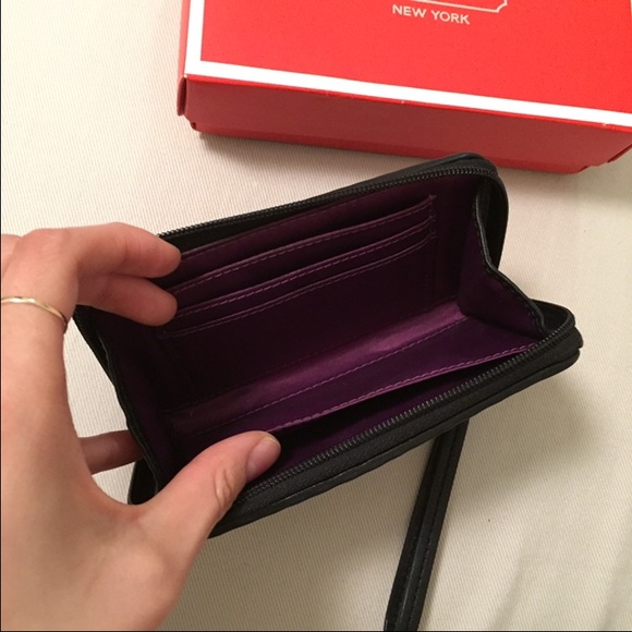 Coach • Pleated Leather Wristlet - Picture 4 of 4