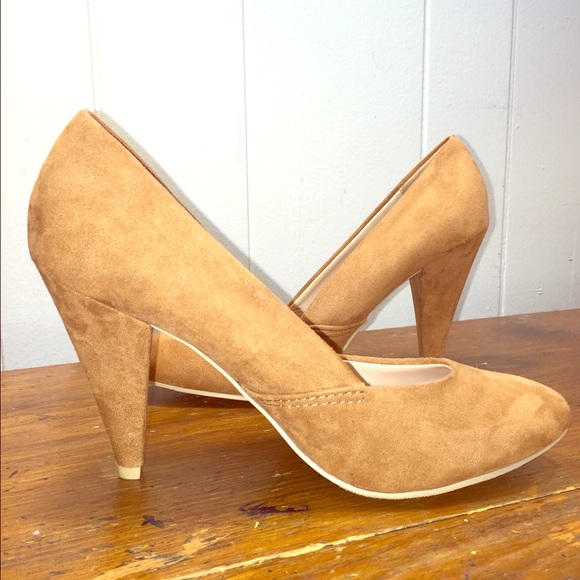 Suede camel pumps- never been worn