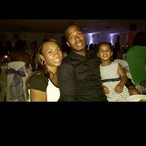 Meet your Posher, Dominique