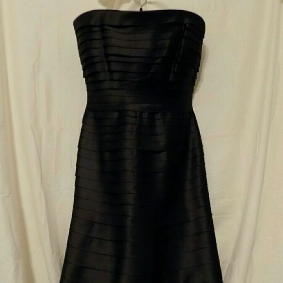 **PRICE DROP** Black Tadashi dress - Picture 1 of 4