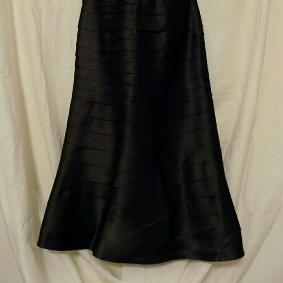 **PRICE DROP** Black Tadashi dress - Picture 3 of 4
