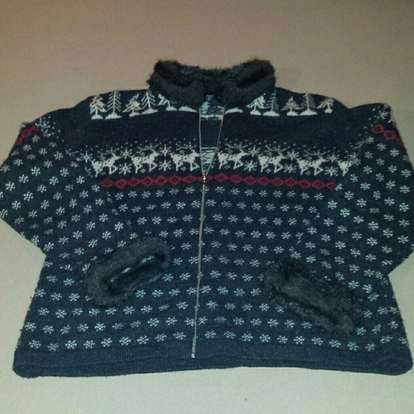 Skyr Sweater 100 % Wool Size XL