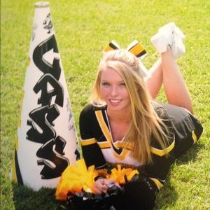 Meet your Posher, Cass