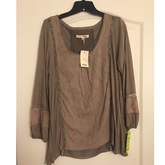 Long Sleeve Fate Blouse 💚