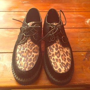 Wild diva patterned creepers