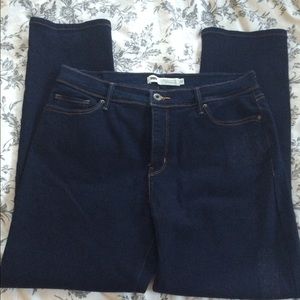 Levi's Perfectly Slimming Skinny Jean