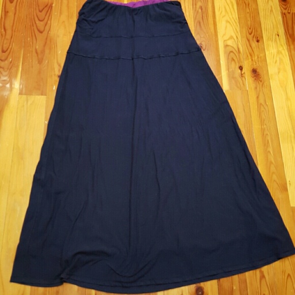 Athleta size L reversible long skirt