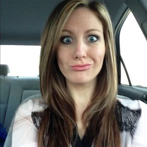 Meet your Posher, Abi