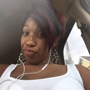 Meet your Posher, Lashawnda