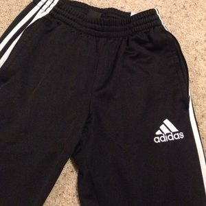 Boys Adidas sweatpants-soccer