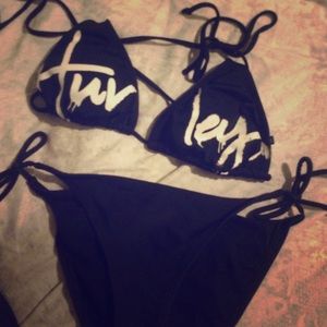 **sold in Ⓜ️**Hurley bikini