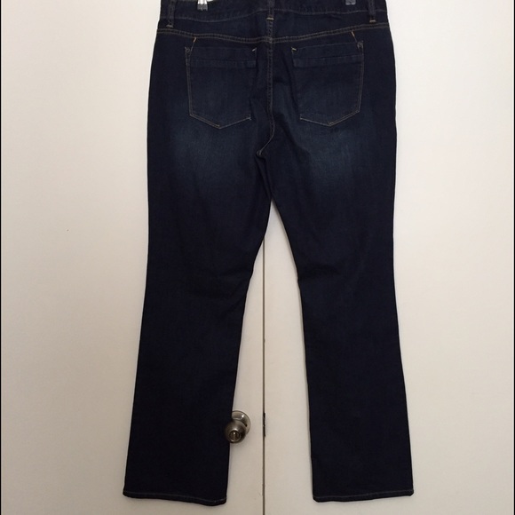 ❗️SOLD❗️Mossimo Jeans - Picture 3 of 4