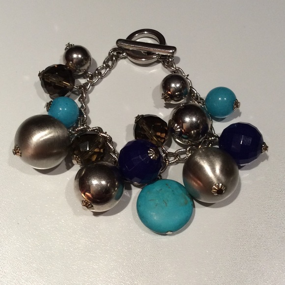 Macy's - Blue shades and silver bracelet - Picture 4 of 4