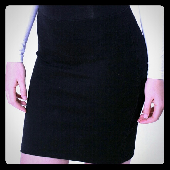 Black pencil skirt