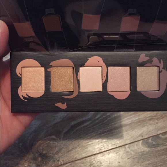 Stila eye shadow palette
